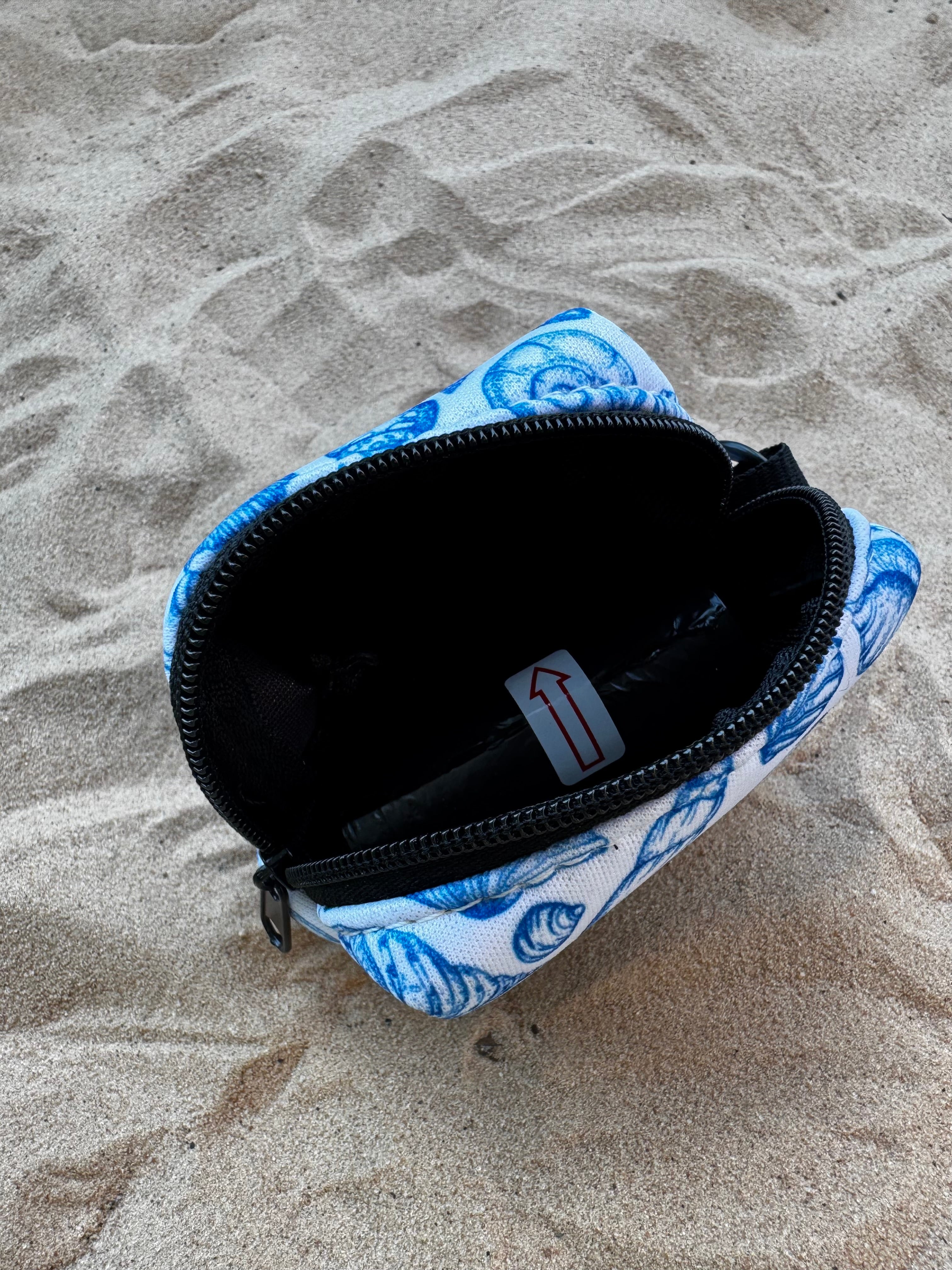 Ocean Shells Poop Bag Holder