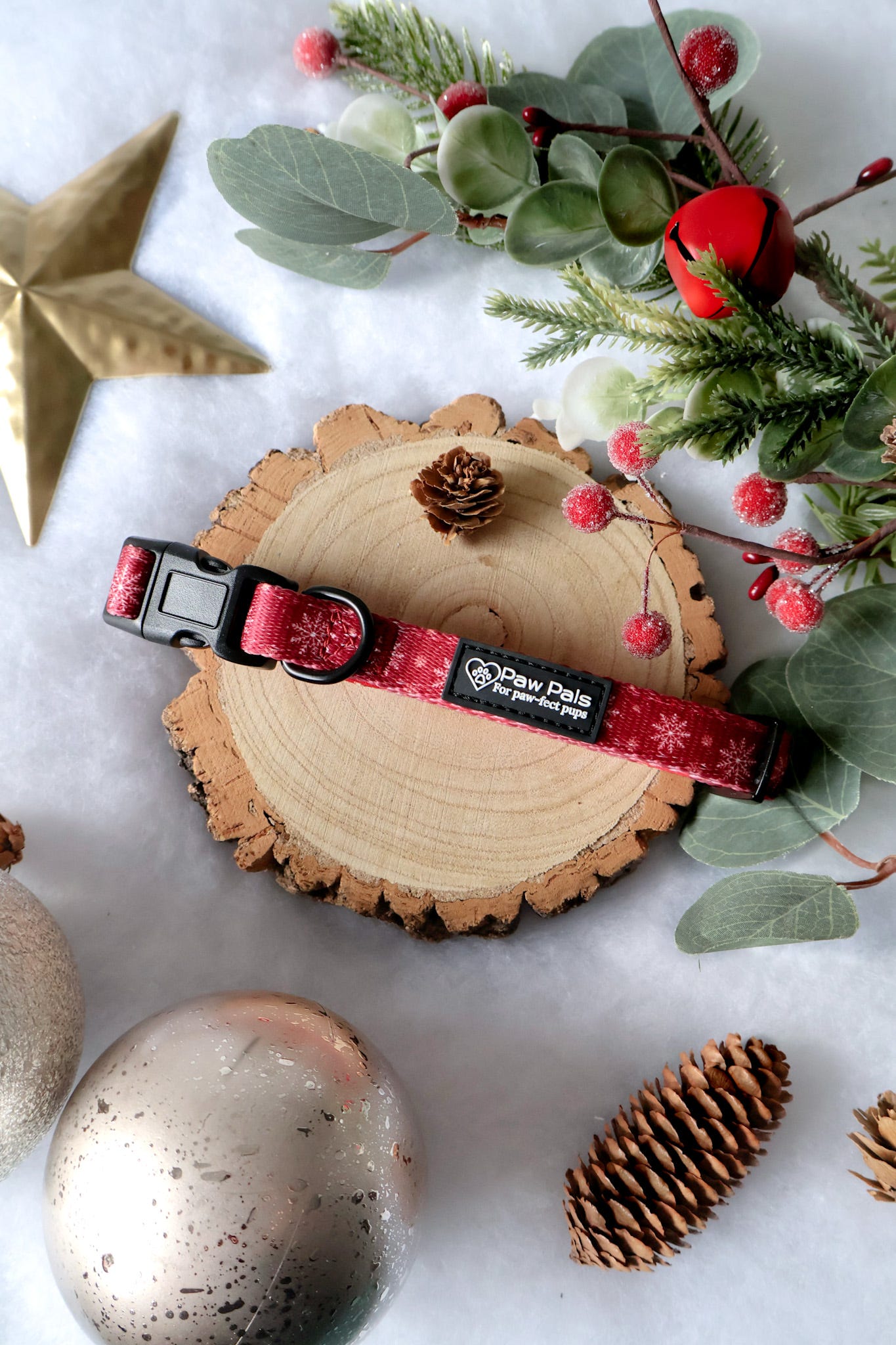 Snowflake Snuggles Collar